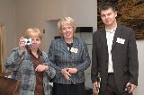 Posiłki w przerwach. Trwają rozmowy kuluarowe. - iwona_basia_piotrek.jpg Posiłki w przerwach. Trwają rozmowy kuluarowe. - iwona_basia_piotrek.jpg$